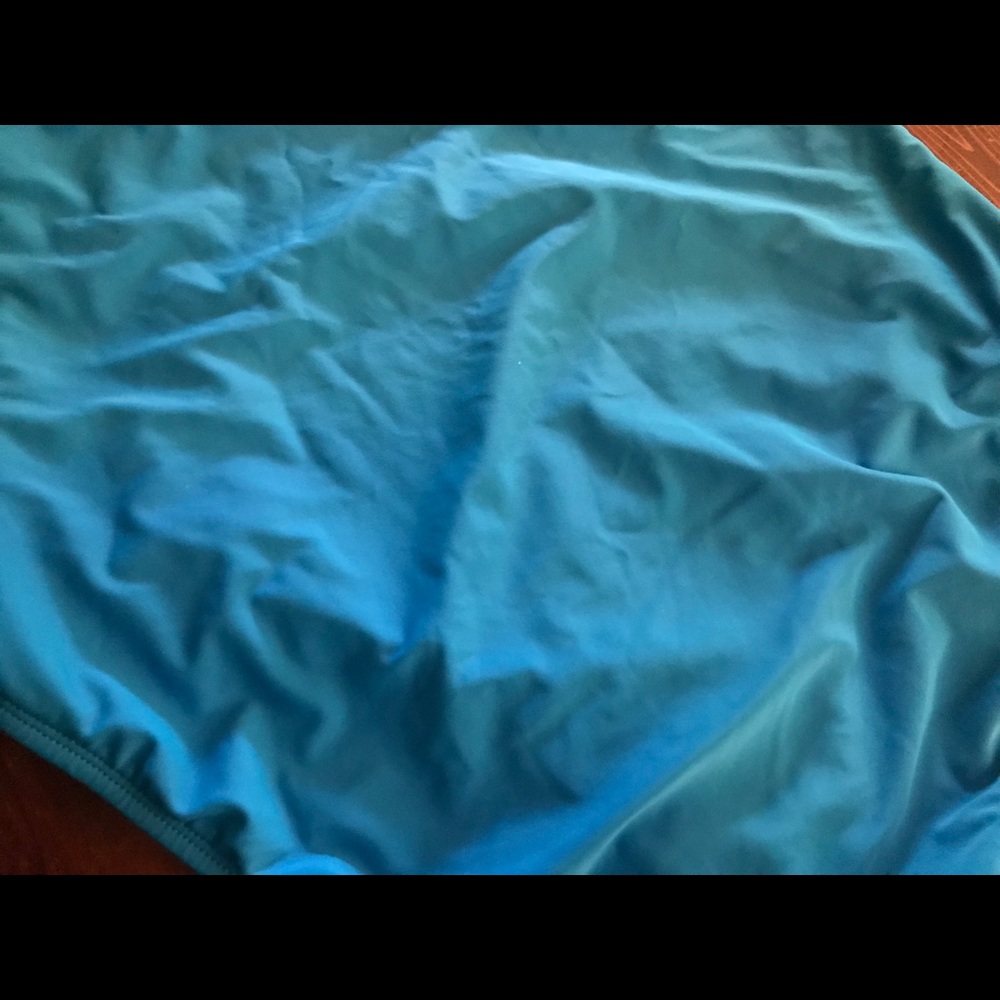 VM Swimsuit - Picture 5 of 6